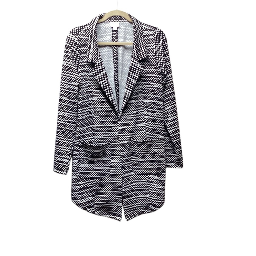 LulaRoe Long Black and White Patterned Open Front Cardigan. Size Medium